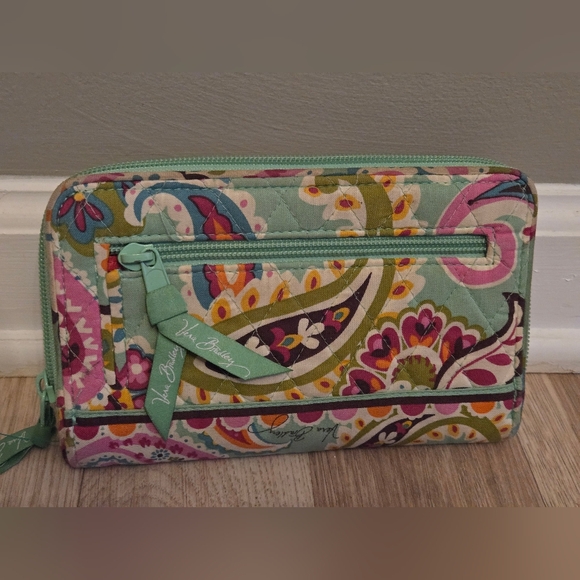 Vera Bradley Green Paisley Wallet - Picture 2 of 4